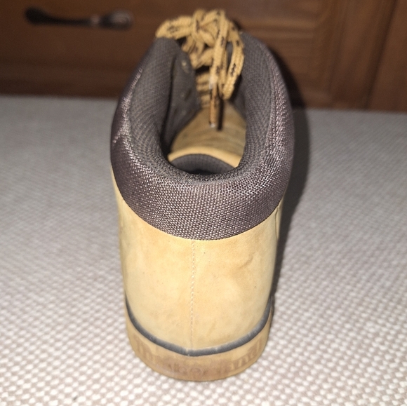 Timberland Men's Tan Hiking Boots In A Size 7M. Wotk, Hiking, Camping, Outdoor. - Picture 3 of 13
